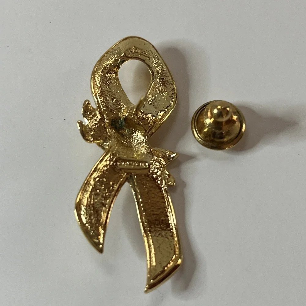 Vintage Avon Gold Tone Pink Enamel Breast Cancer Awareness Ribbon Lapel Pin Rose